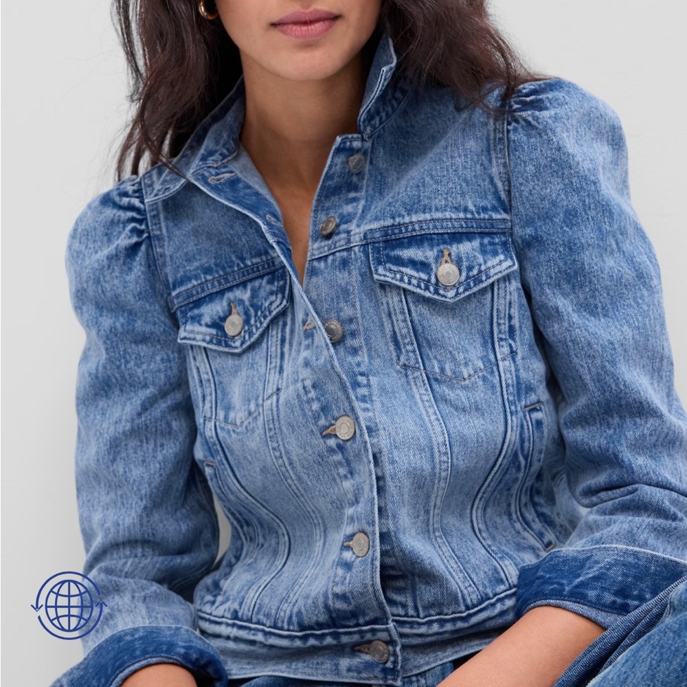 NWT Women’s Gap Denim Puff Sleeve Jacket
